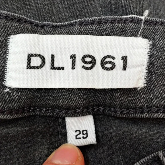 DL1961 No 3 Instasculpt Skinny Jeans in Weathered - Picture 11 of 14
